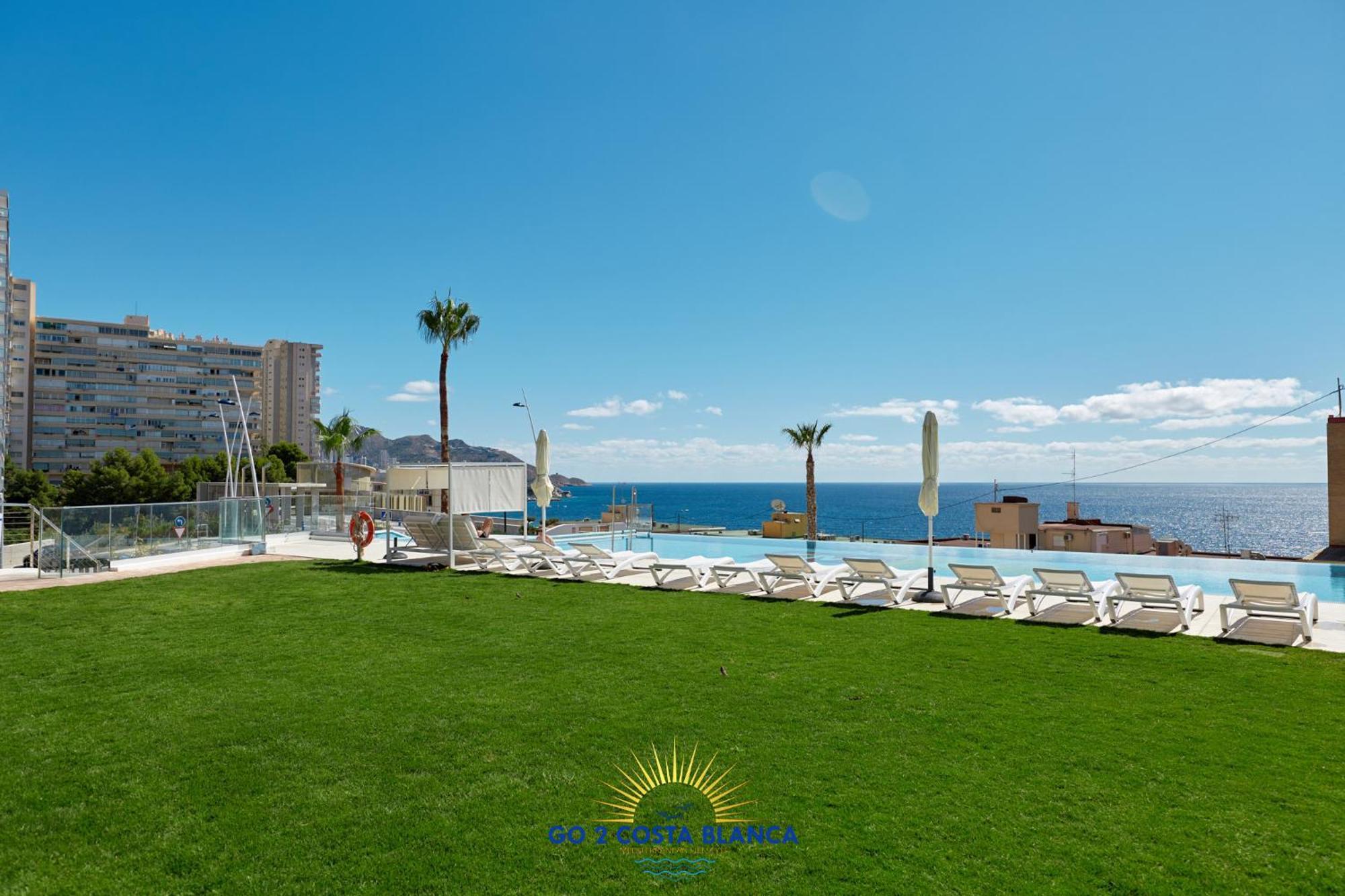 Sunset Cliffs Deluxe Apartman Benidorm Kültér fotó